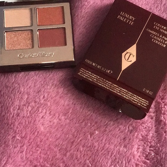 🎁💝💕 Charlotte Tilbury luxury palette eye shadows walk of no shame new in box - Picture 1 of 2